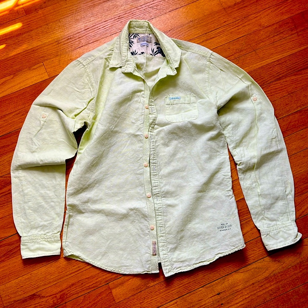 Scotch and Soda men’s L pastel green button down